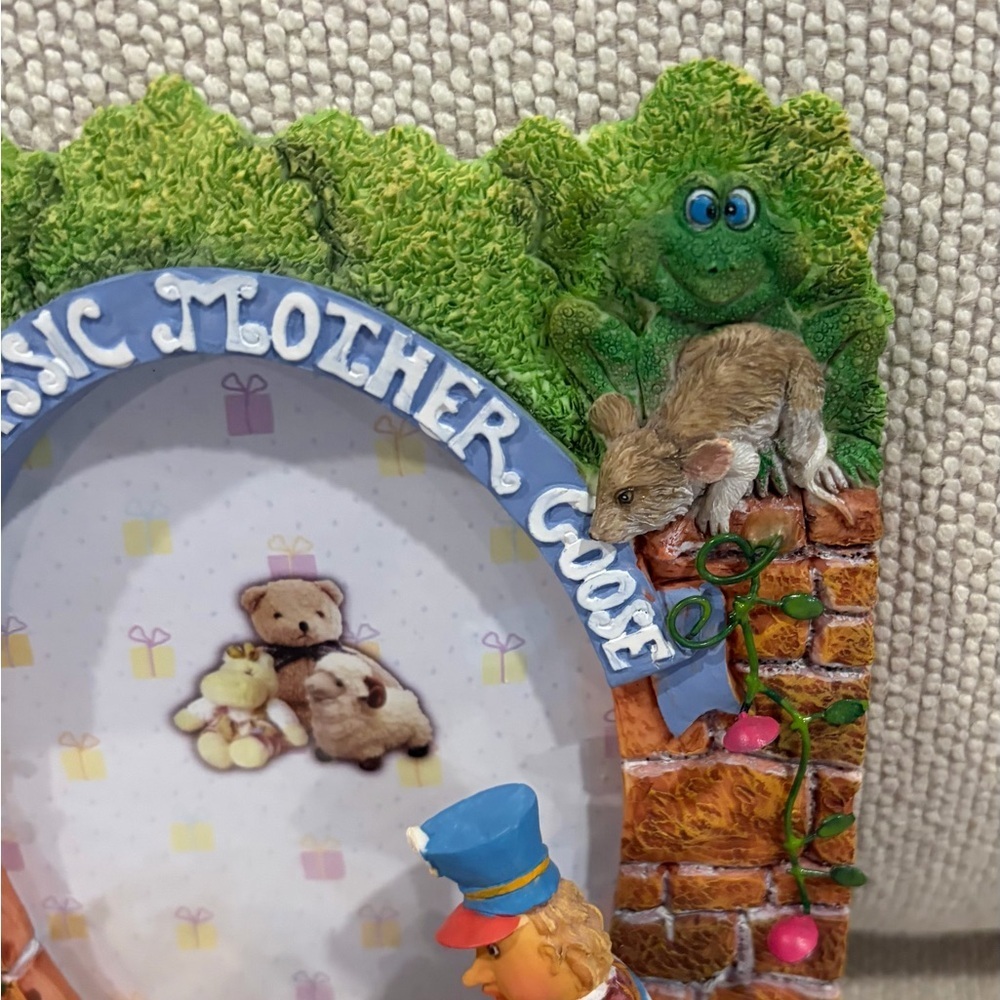 Vintage Mother Goose Humpty Dumpty Nursery Rhyme Photo Frame Resin Decor - Picture 2 of 7